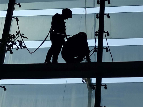 亮化工程設(shè)計(jì)和亮化工程施工怎樣做才能節(jié)省成本？